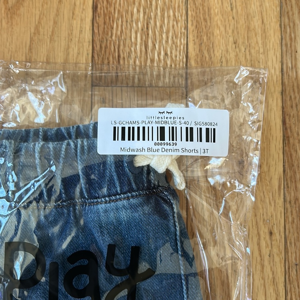 *Never Opened* Little Sleepies Play Midwash Blue Denim Shorts - Picture 3 of 3